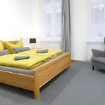 Innenstadt - 110m2 Wunderschoener Altbau Am Landesmuseum Mit 3 Schlafzimmern Und 2 Baedern * 그라이프스발트