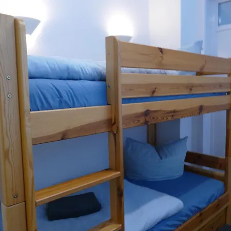 Innenstadt - 110m2 Wunderschoener Altbau Am Landesmuseum Mit 3 Schlafzimmern Und 2 Baedern 그라이프스발트